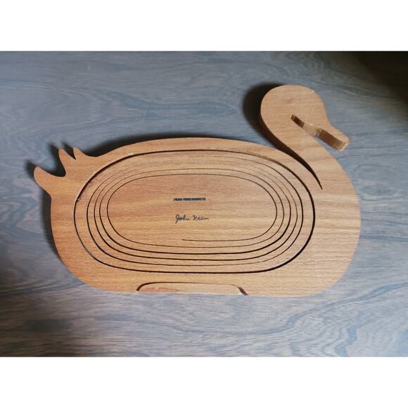 Vintage Wood Swan Pear Tree Collapsible Basket Signed John Keim - Picture 6 of 6